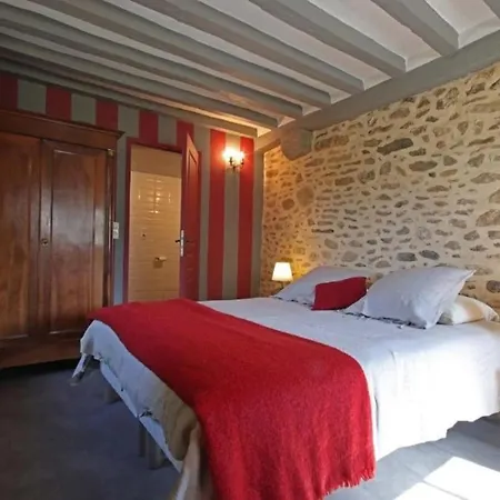 לינה וארוחת בוקר Le Verger 3*